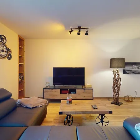 Spacious - Beautiful Terrace With View Daire *